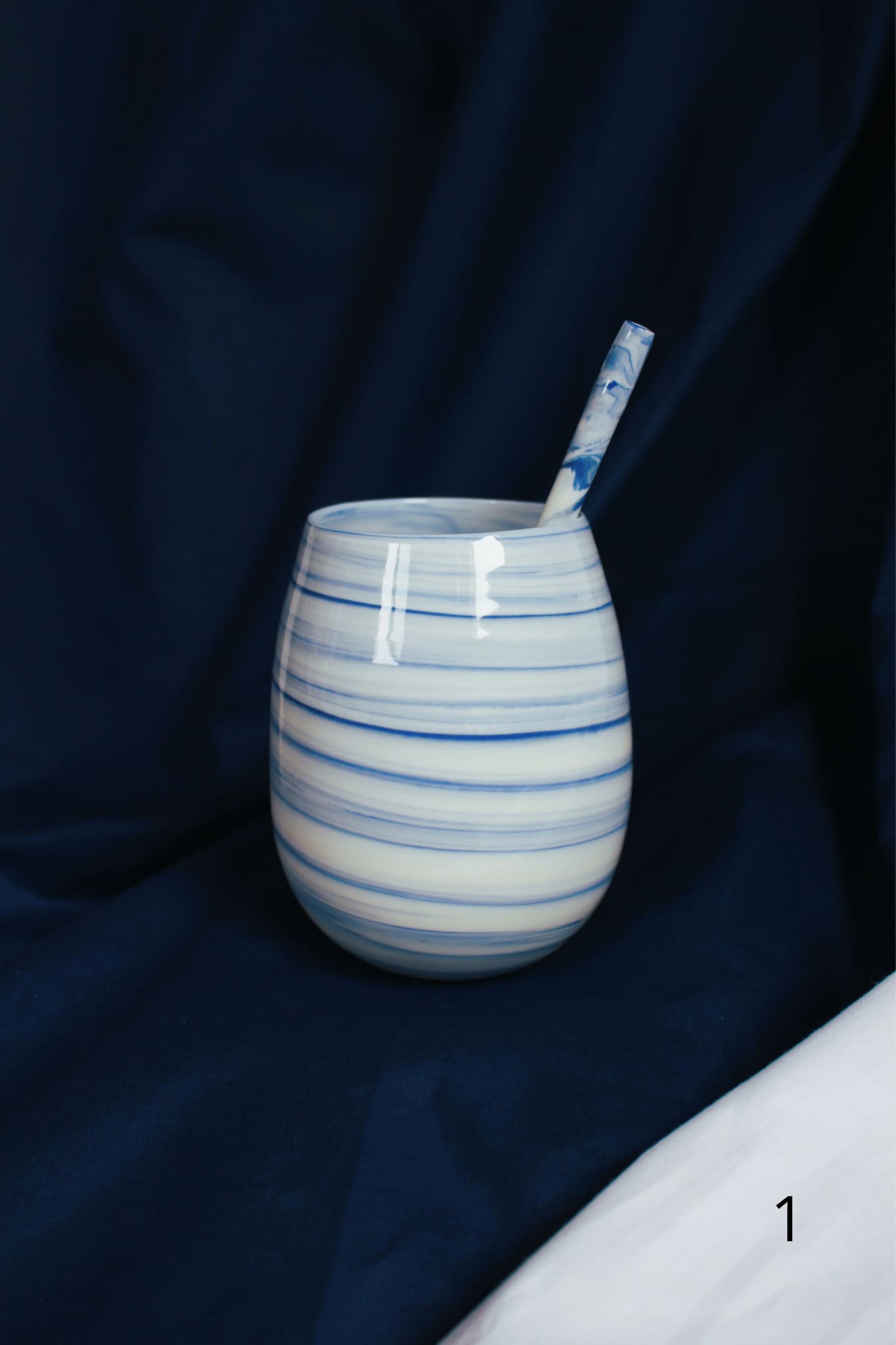 Cocktail glass con cannuccia 1
